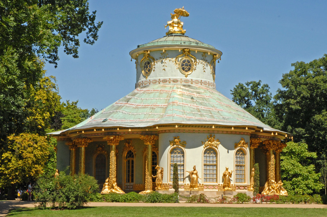 Image de référence de Oriental Sans Souci du Jardin Retrouvé - l'image représente un bâtiment du Jardin Sans Souci