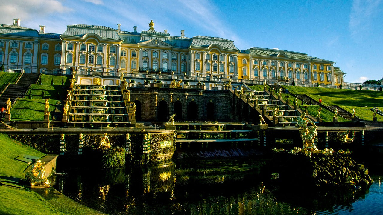 Le palais d'été de Saint Petersburg - image de référence du parfum Verveine d'été du Jardin Retrouvé